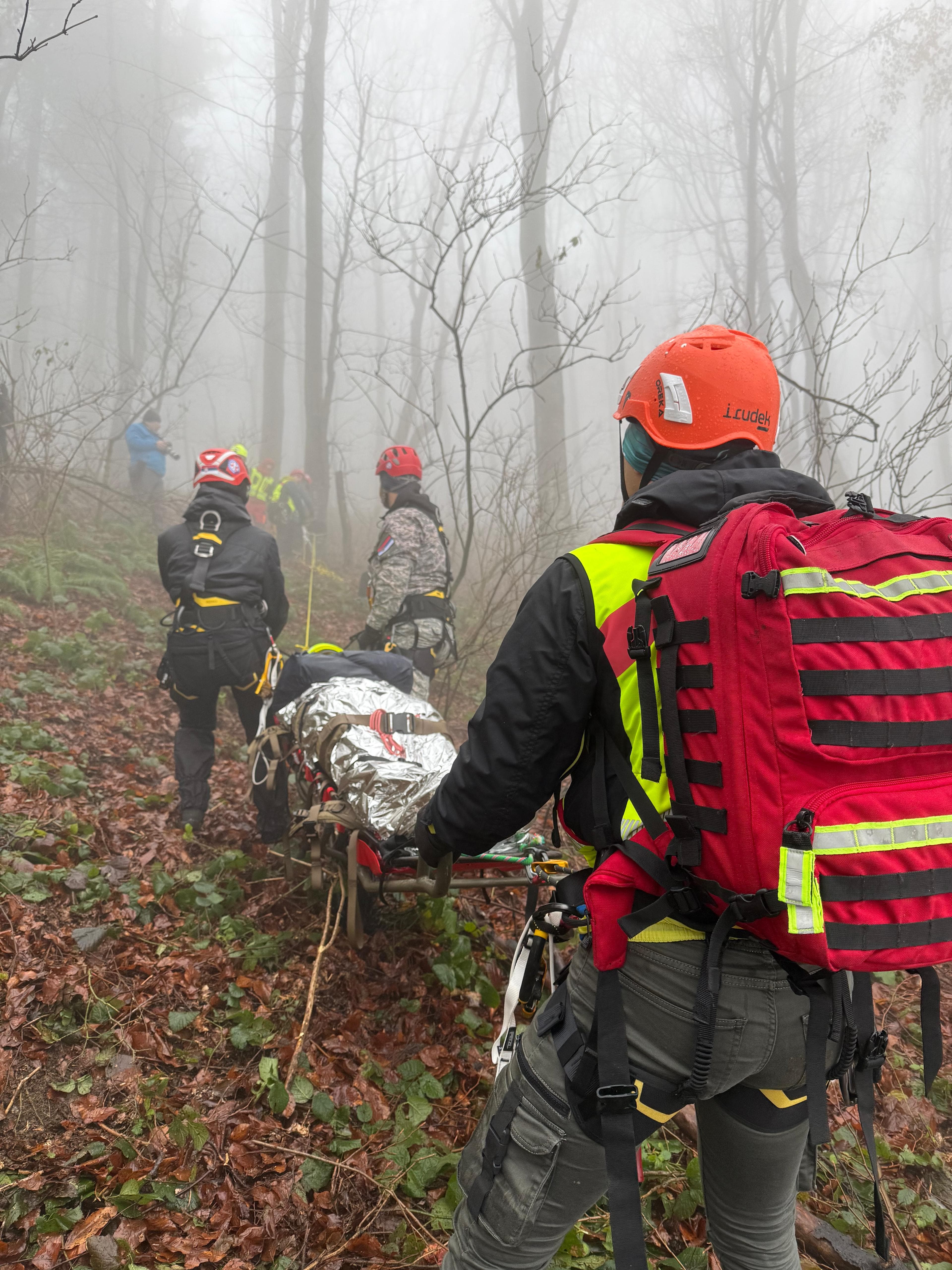 Obuka "Spasavanje sa nepristupačnih terena"